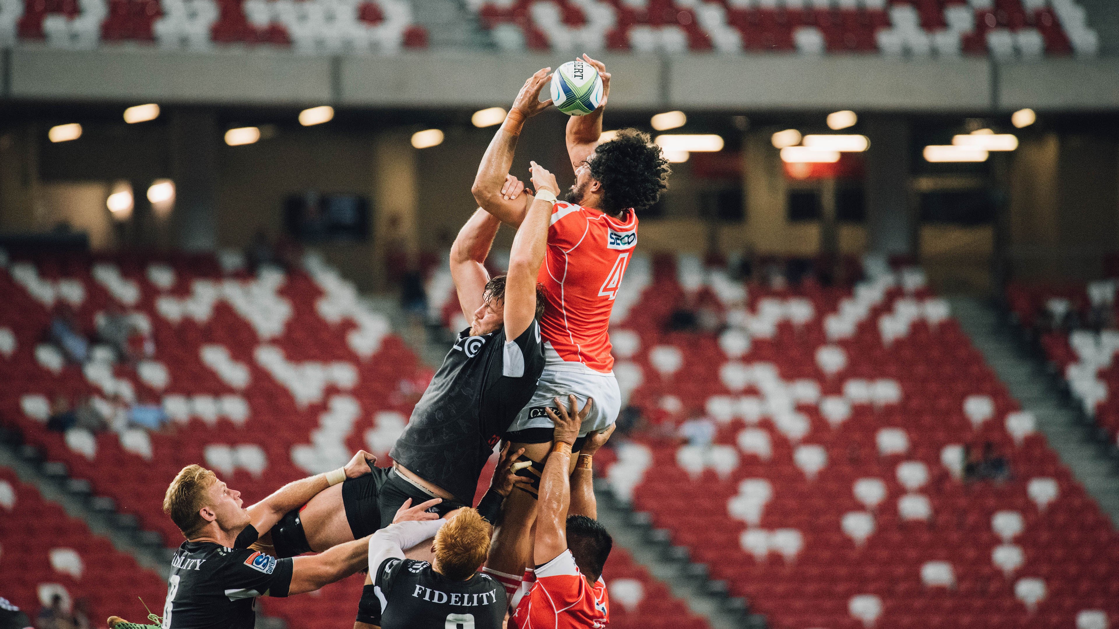 开云体育-欧冠半决赛焦点战,火箭打穿黄蜂,当篮球与足球共享同一种竞技美学